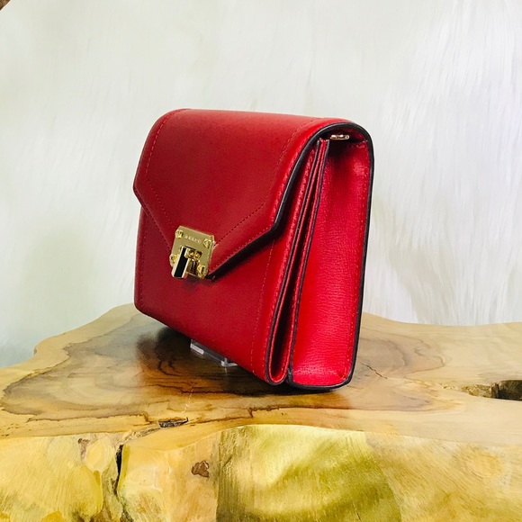 Michael Kors Kinsley Medium Wallet Crossbody Bag - Picture 2 of 8